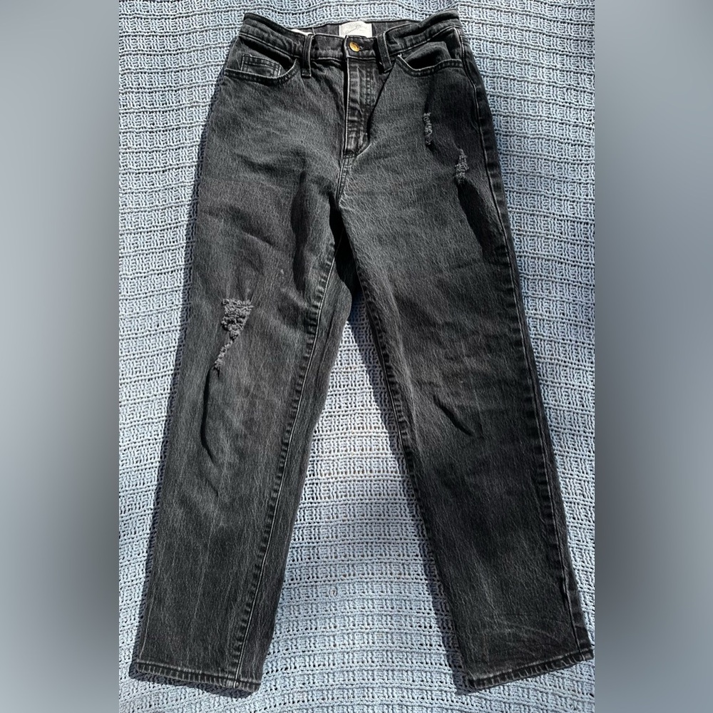 Universal Thread Women's Straight Leg Black Jeans